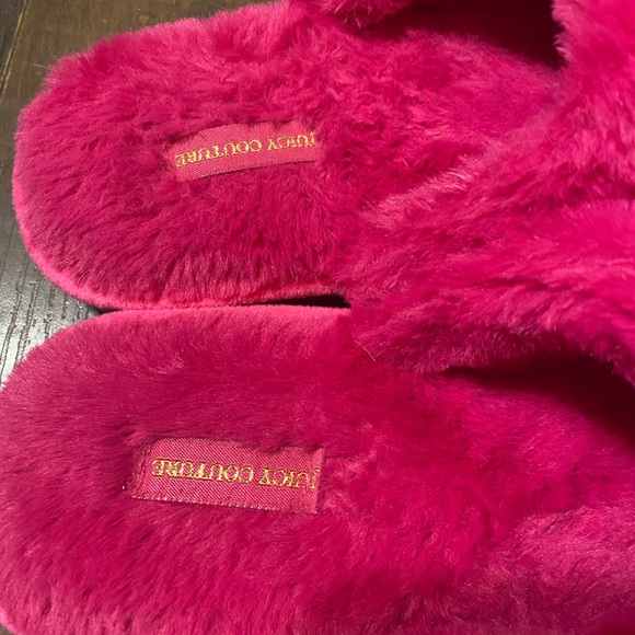 Juicy Couture Fuzzy slide slippers in hot pink - Picture 3 of 8